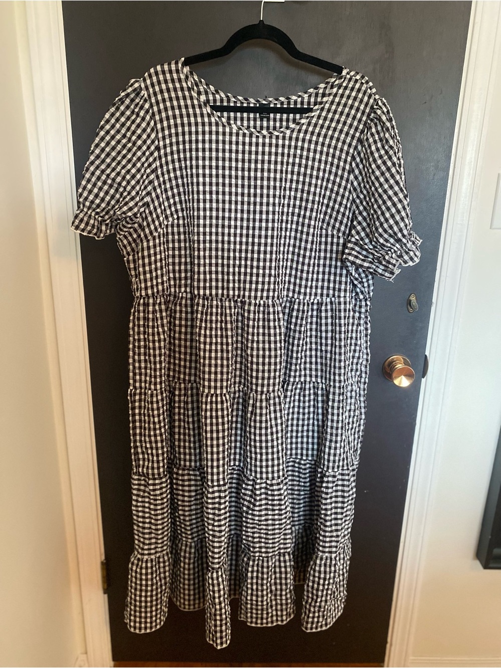 SHEIN Black and White Gingham Tiered Short Sleeve Dress